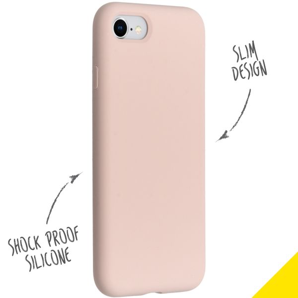 Accezz Liquid Silicone Backcover iPhone SE (2022 / 2020) / 8 / 7 - Roze