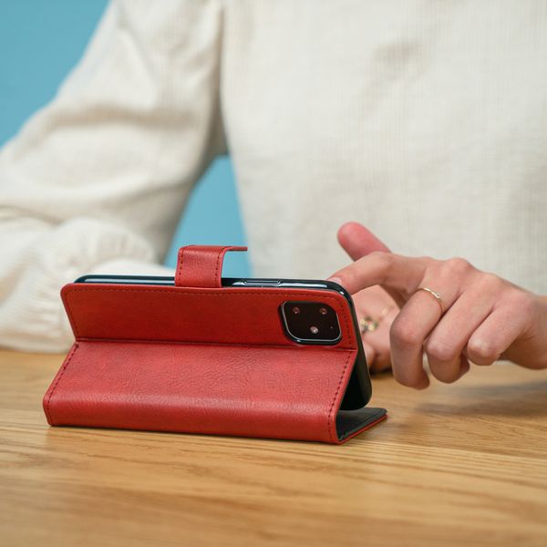 iMoshion Luxe Bookcase iPhone 12 (Pro) - Rood