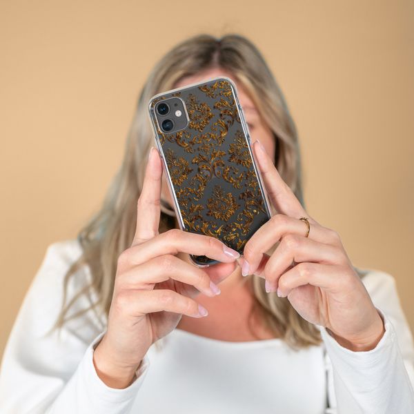 iMoshion Design hoesje iPhone 12 (Pro) - Grafisch Luxe