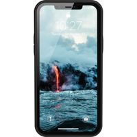 UAG Outback Backcover iPhone 12 (Pro) - Zwart