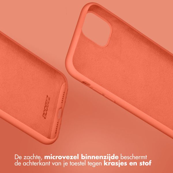 Accezz Liquid Silicone Backcover iPhone 11 - Nectarine