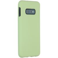 Accezz Liquid Silicone Backcover Samsung Galaxy S10e - Groen