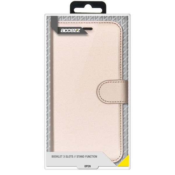 Accezz Wallet Softcase Bookcase iPhone 12 (Pro) - Goud