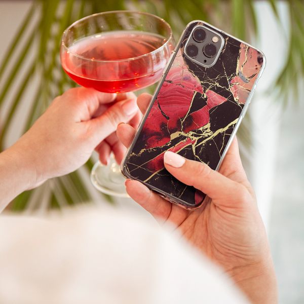 iMoshion Design hoesje iPhone 11 - Marmer - Gebroken Rood