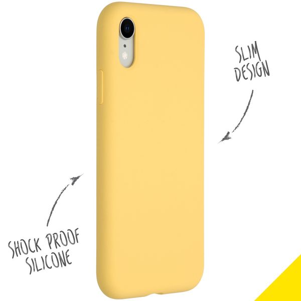 Accezz Liquid Silicone Backcover iPhone Xr - Yellow