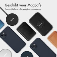 Accezz Liquid Silicone Backcover met MagSafe iPhone 12 (Pro)