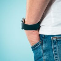 iMoshion Siliconen bandje Fitbit Versa 2 / Versa Lite - Donkergroen