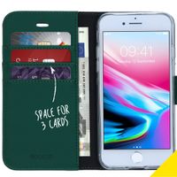 Accezz Wallet Softcase Bookcase iPhone SE (2022 / 2020) / 8 / 7 / 6(s)