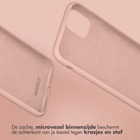 Accezz Liquid Silicone Backcover iPhone 12 (Pro) - Roze