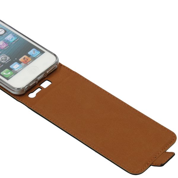 Luxe Softcase Flipcase iPhone 5 / 5s / SE - Zwart