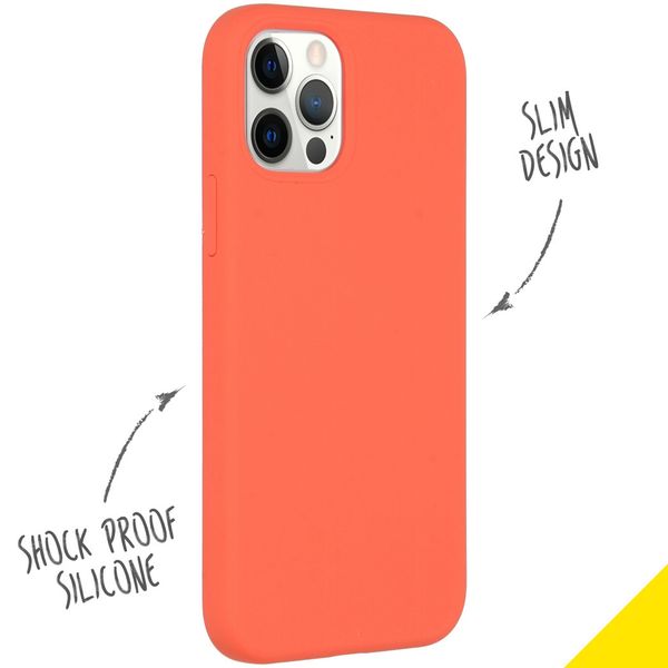 Accezz Liquid Silicone Backcover iPhone 12 (Pro) - Nectarine