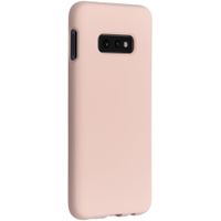 Accezz Liquid Silicone Backcover Samsung Galaxy S10e - Roze