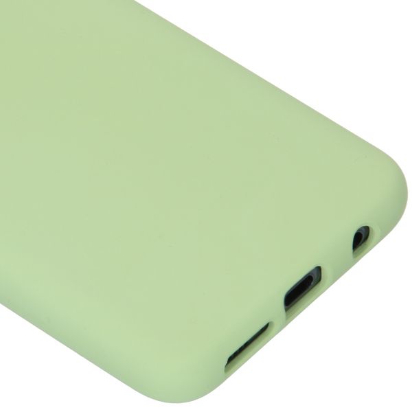 Accezz Liquid Silicone Backcover Samsung Galaxy S10e - Groen